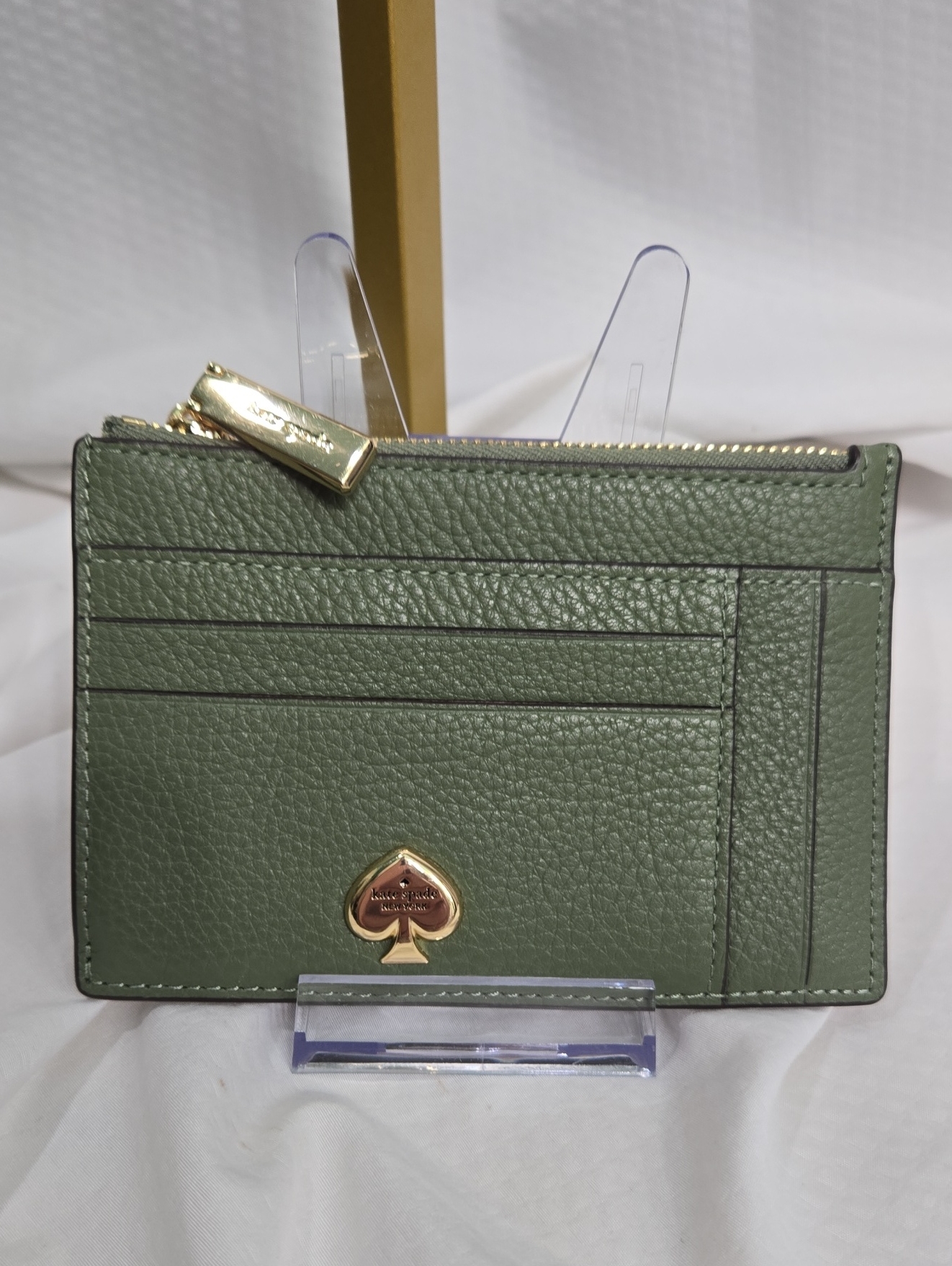 Nwot Kate Spade Green Leather Card Holder With Gold Hardware